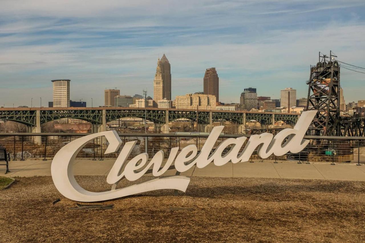 Frontdesk 2015 East 4Th Street Apts Downtown Cleveland 아파트 외부 사진